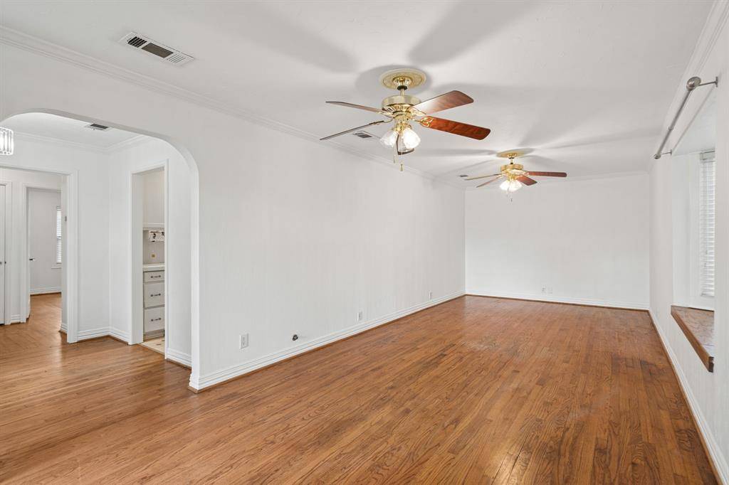 2218 Mountain Lake Road, Dallas, TX 75224