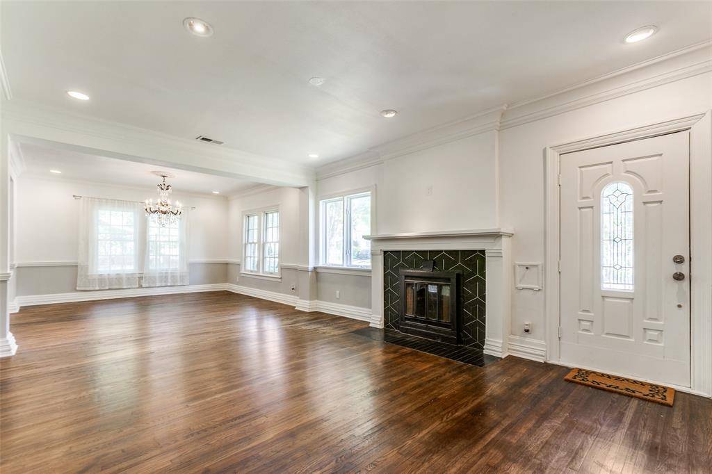 5027 Stoneleigh Avenue, Dallas, TX 75235
