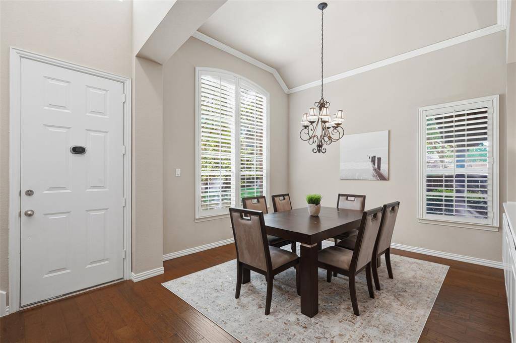 1724 Brookview Drive, Carrollton, TX 75007