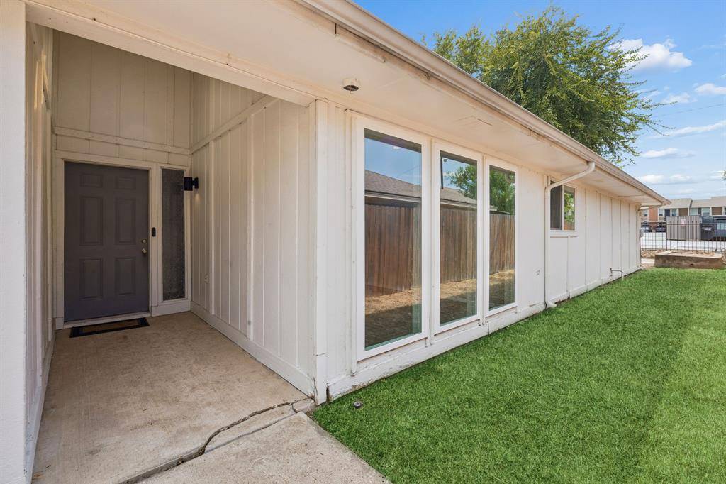 12333 Ferris Creek Lane, Dallas, TX 75243