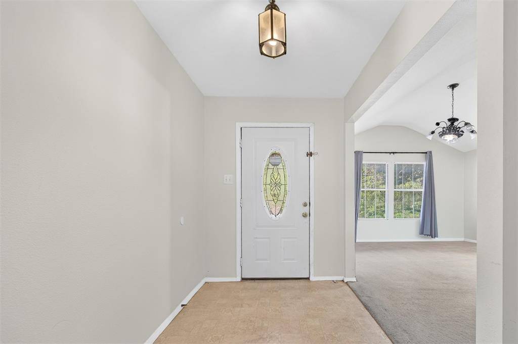 6833 Rondo Drive, Dallas, TX 75241