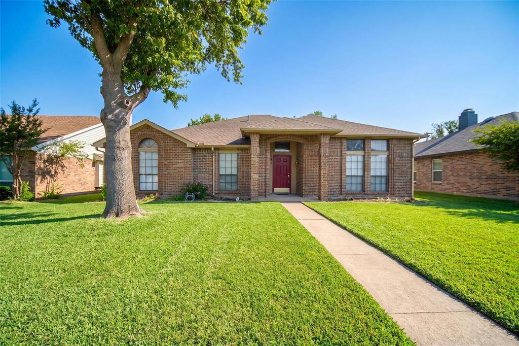 9421 Willard Street, Rowlett, TX 75088