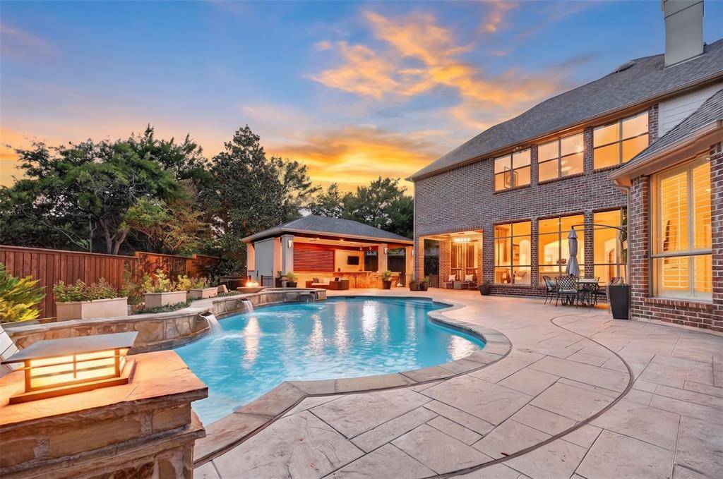 4901 Glenshire Drive, Flower Mound, TX 75028