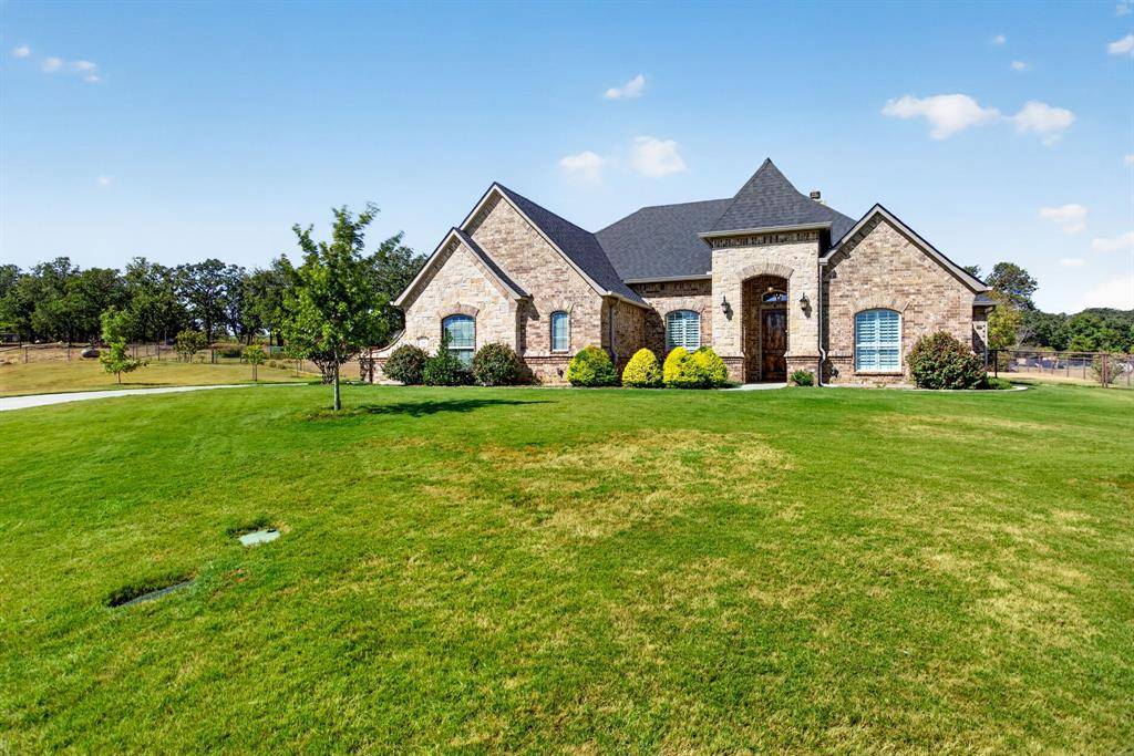 164 Spring Meadow Drive, Springtown, TX 76082