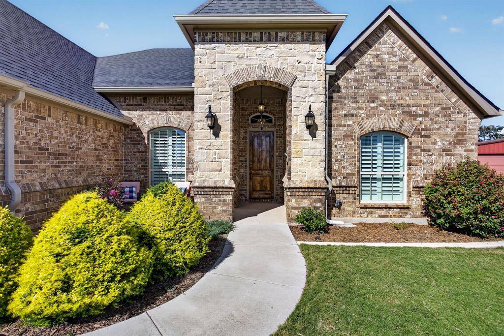 164 Spring Meadow Drive, Springtown, TX 76082