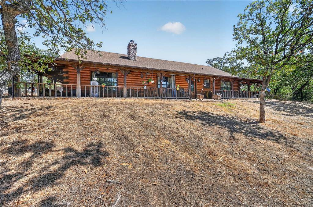 1623 Three Skillet Road, Springtown, TX 76082