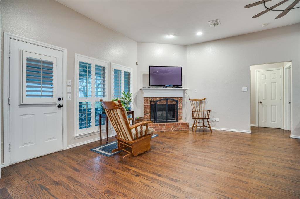 108 High Meadows Court, Decatur, TX 76234