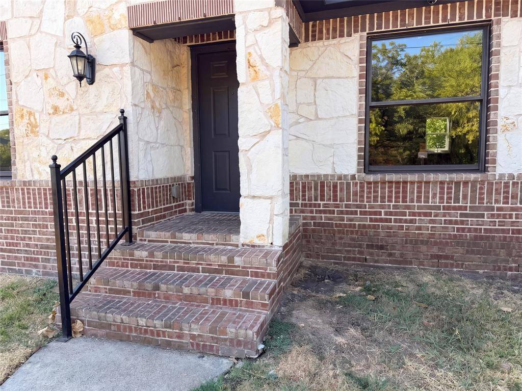 2810 Fordham Road, Dallas, TX 75216