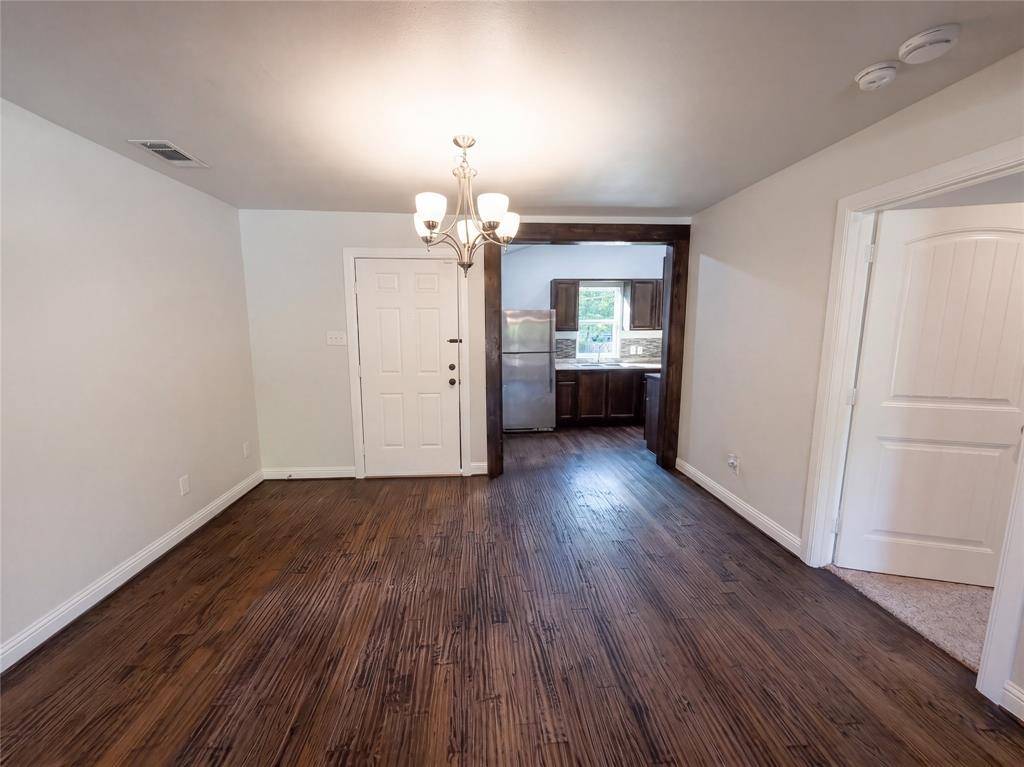 2810 Fordham Road, Dallas, TX 75216