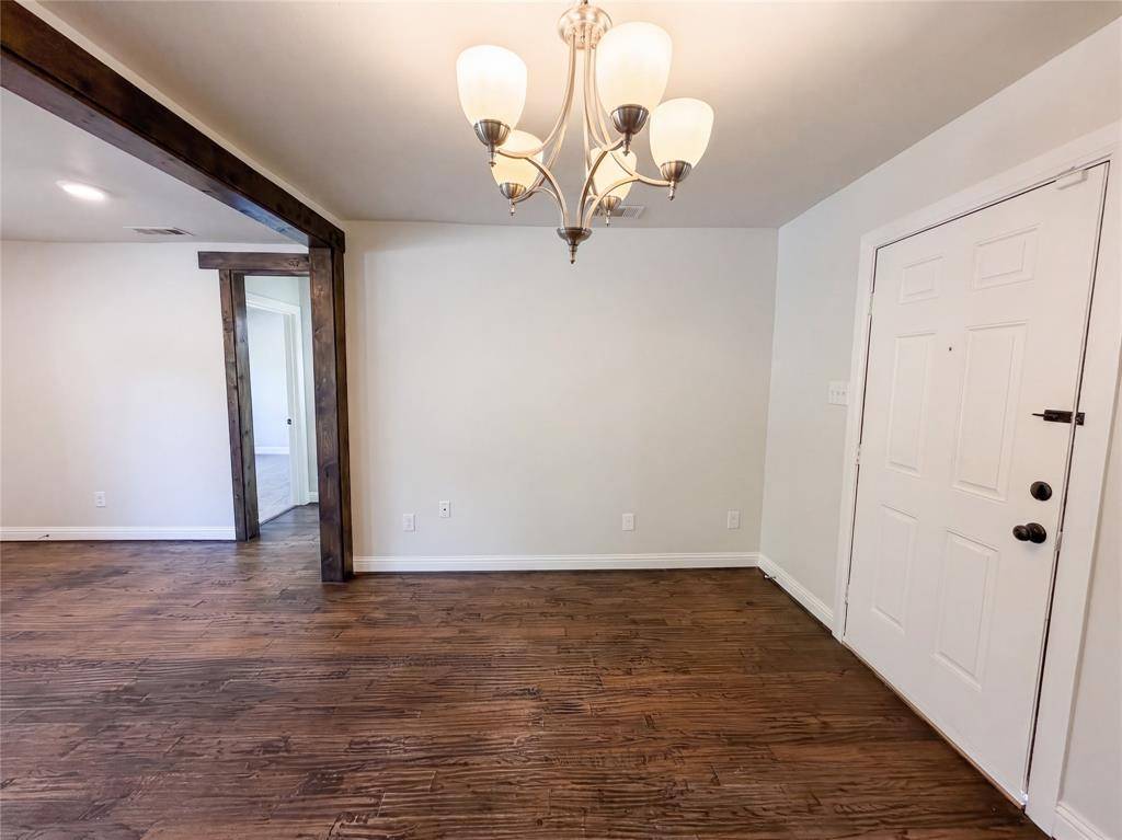 2810 Fordham Road, Dallas, TX 75216