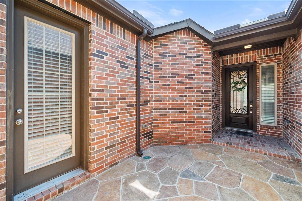 1108 Ivy Charm Way, Arlington, TX 76005