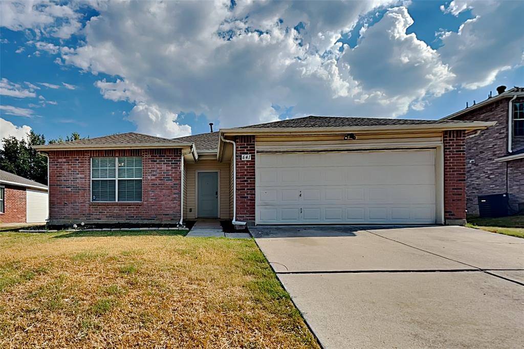 641 Mallard Drive, Saginaw, TX 76131