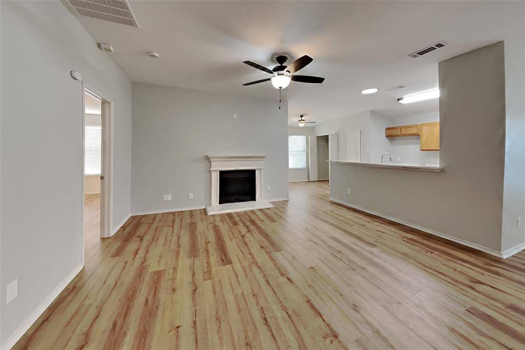 641 Mallard Drive, Saginaw, TX 76131
