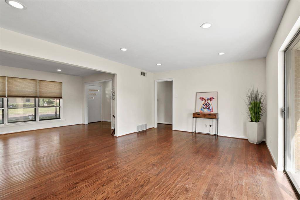 2422 Mockingbird Lane, Garland, TX 75042