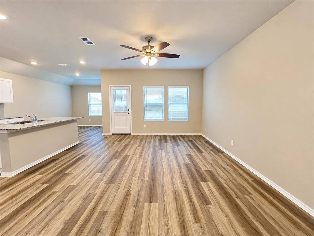 2721 Flowers Drive, Denton, TX 76205
