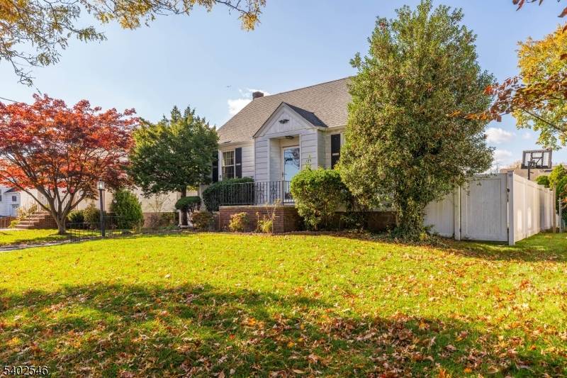124 Hazley Ave, Rochelle Park Twp., NJ 07662