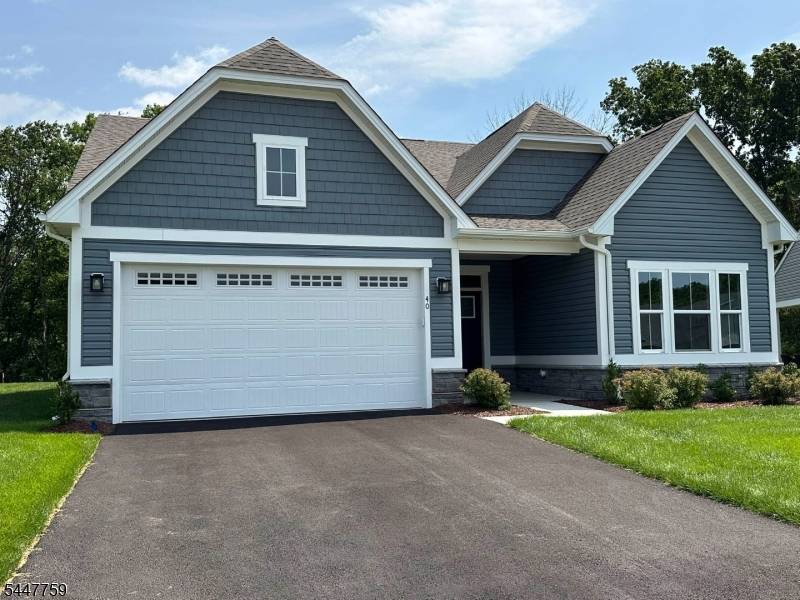 40 Thomas Knoll Blvd, Mansfield Twp., NJ 07865