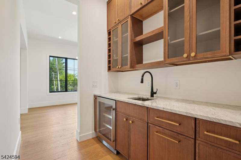 2 Heather Ln, Scotch Plains Twp., NJ 07076