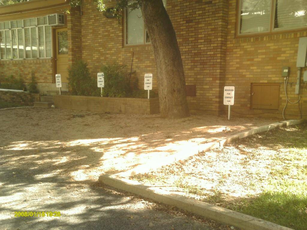 2516 Enfield RD #103, Austin, TX 78703