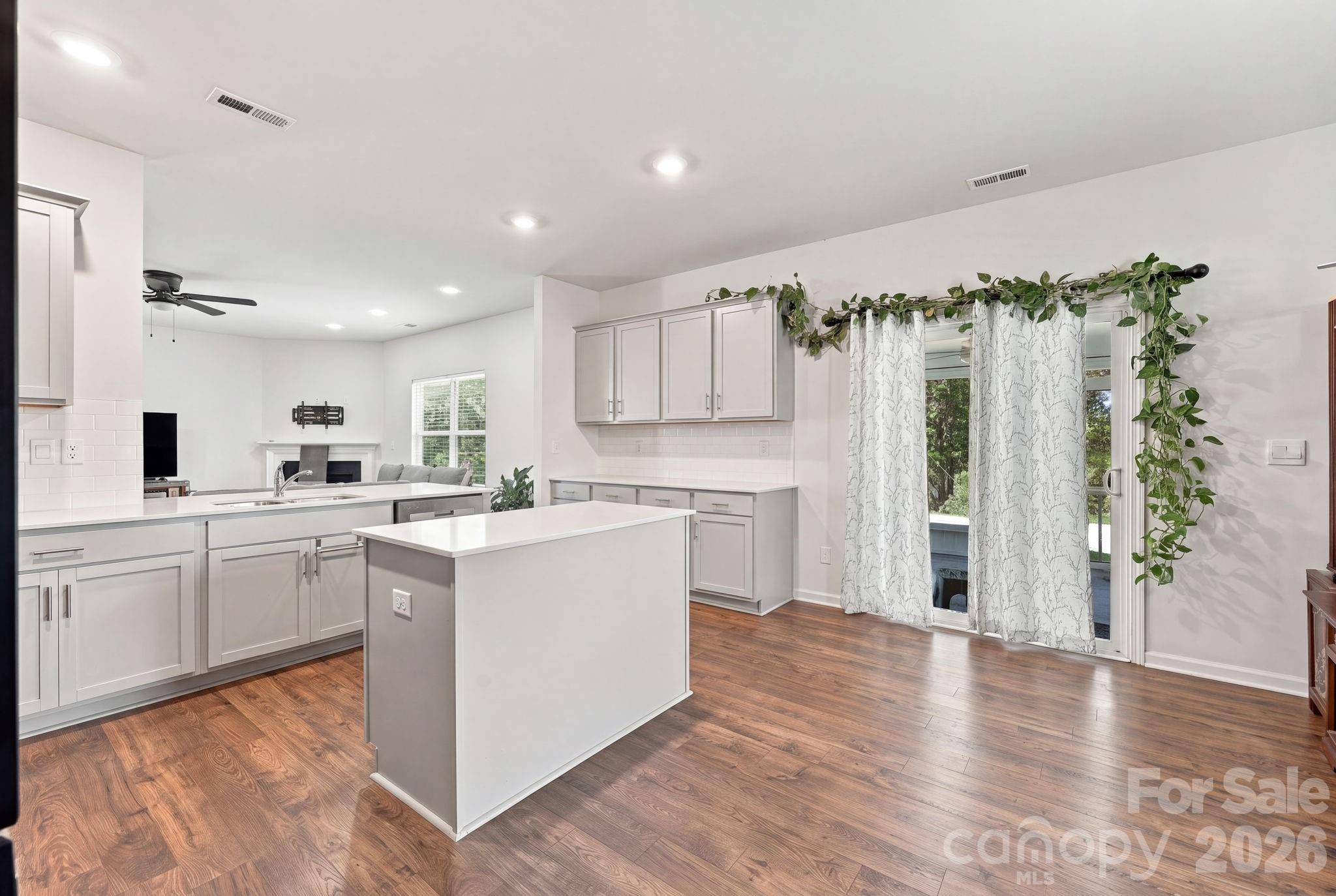 10730 Tuff LN, Davidson, NC 28036