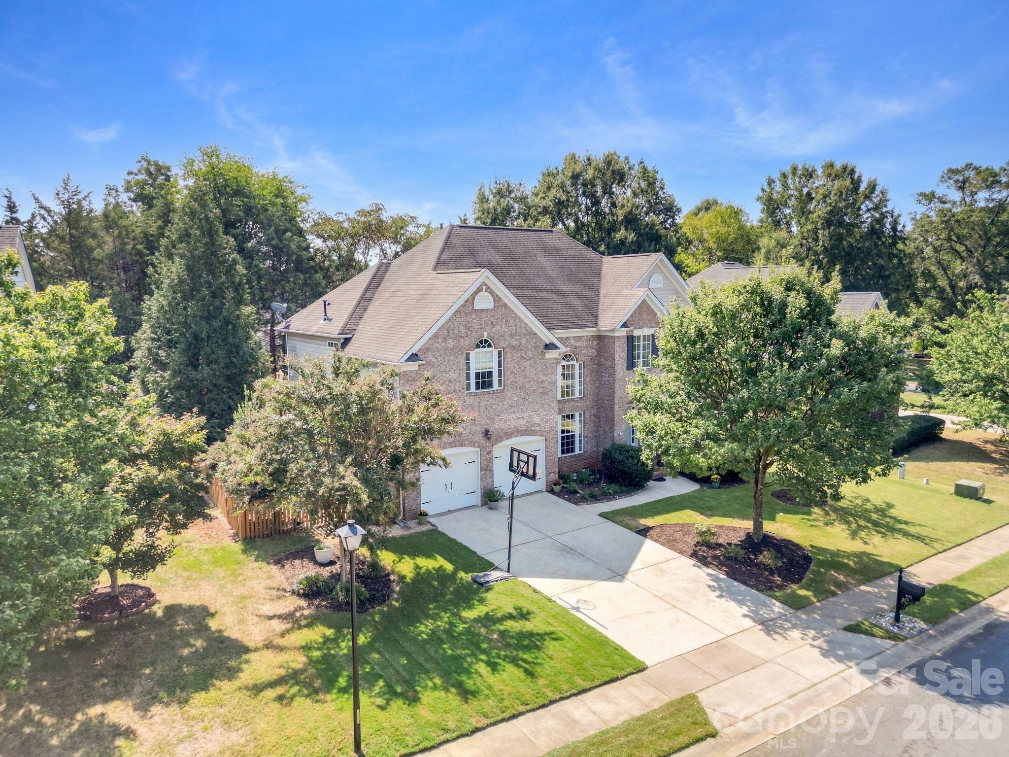 402 Deercross LN, Waxhaw, NC 28173