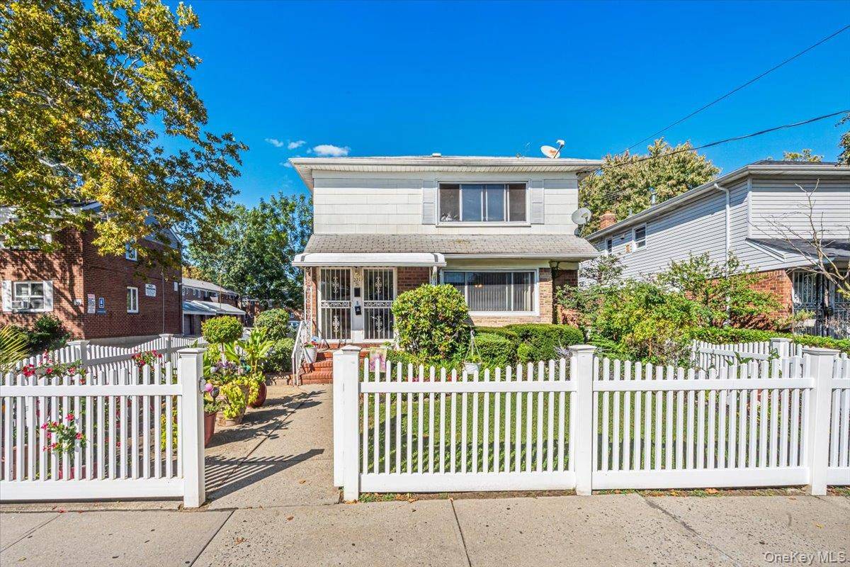221-51 Braddock AVE, Queens Village, NY 11427