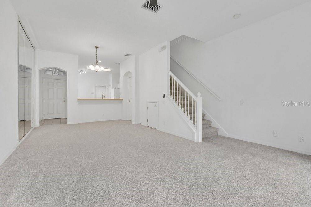 9811 FAN PALM WAY, Tampa, FL 33610