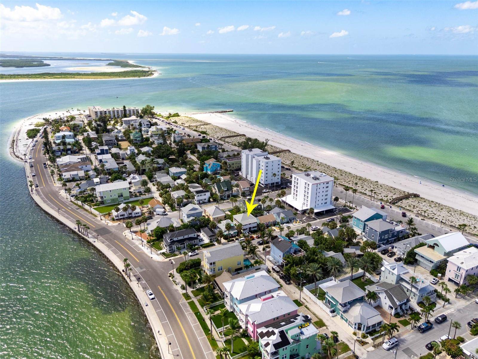 104 6TH AVE, St Pete Beach, FL 33706