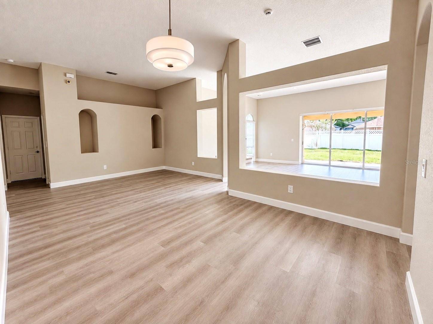 27042 FIREBUSH DR, Wesley Chapel, FL 33544