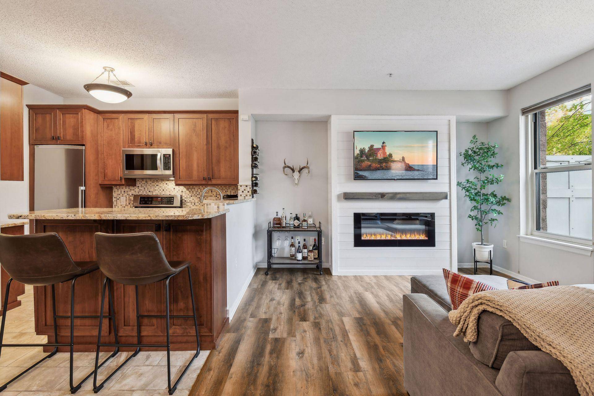 580 N 2nd ST #104, Minneapolis, MN 55401