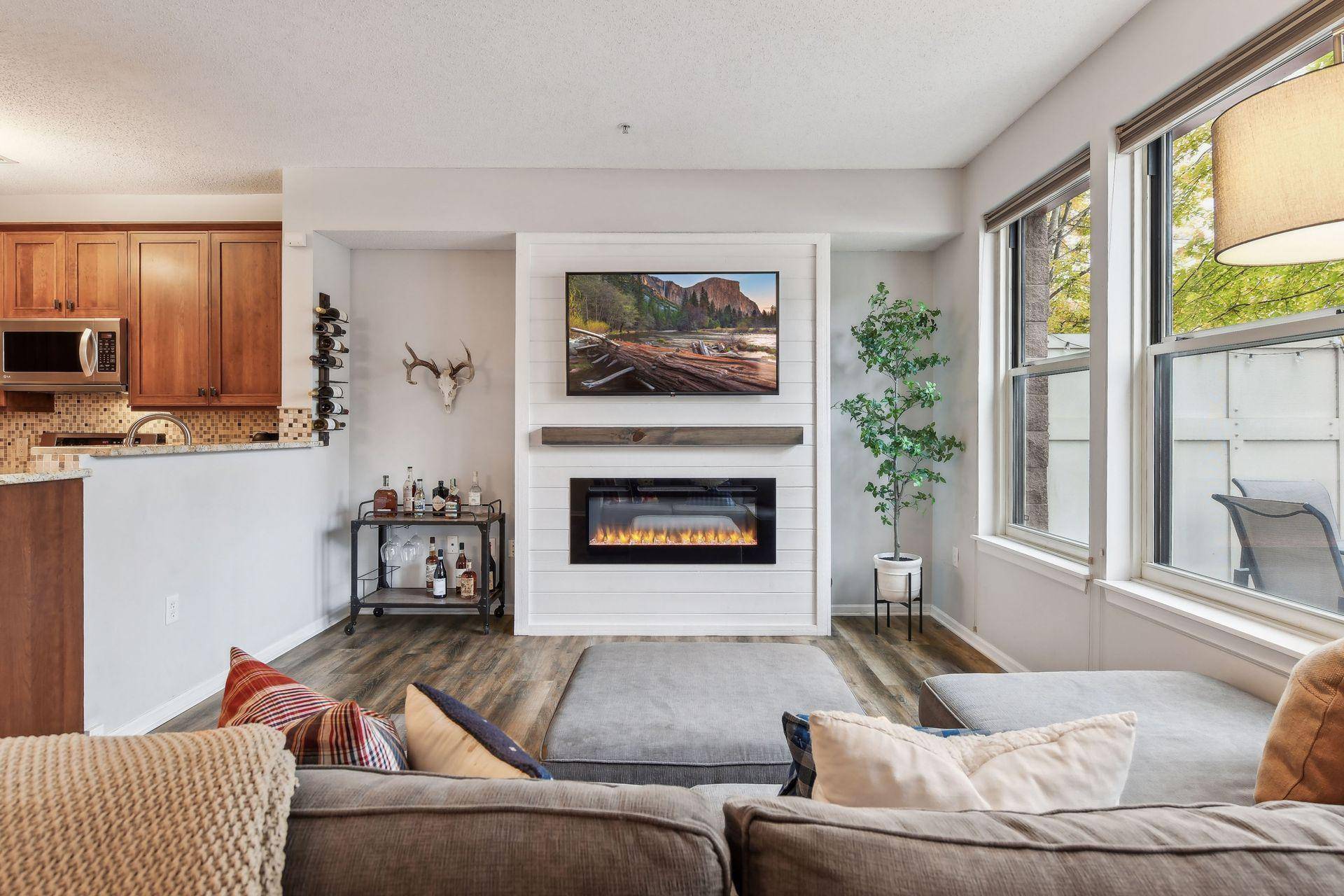 580 N 2nd ST #104, Minneapolis, MN 55401