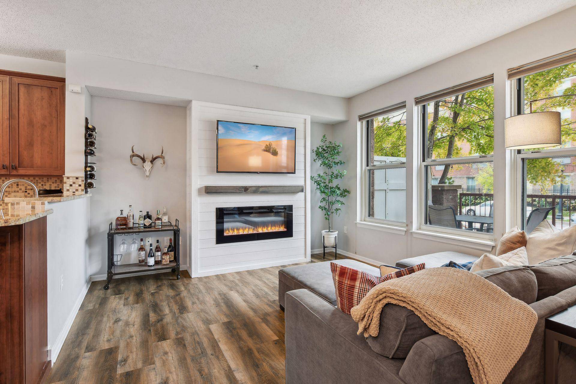 580 N 2nd ST #104, Minneapolis, MN 55401