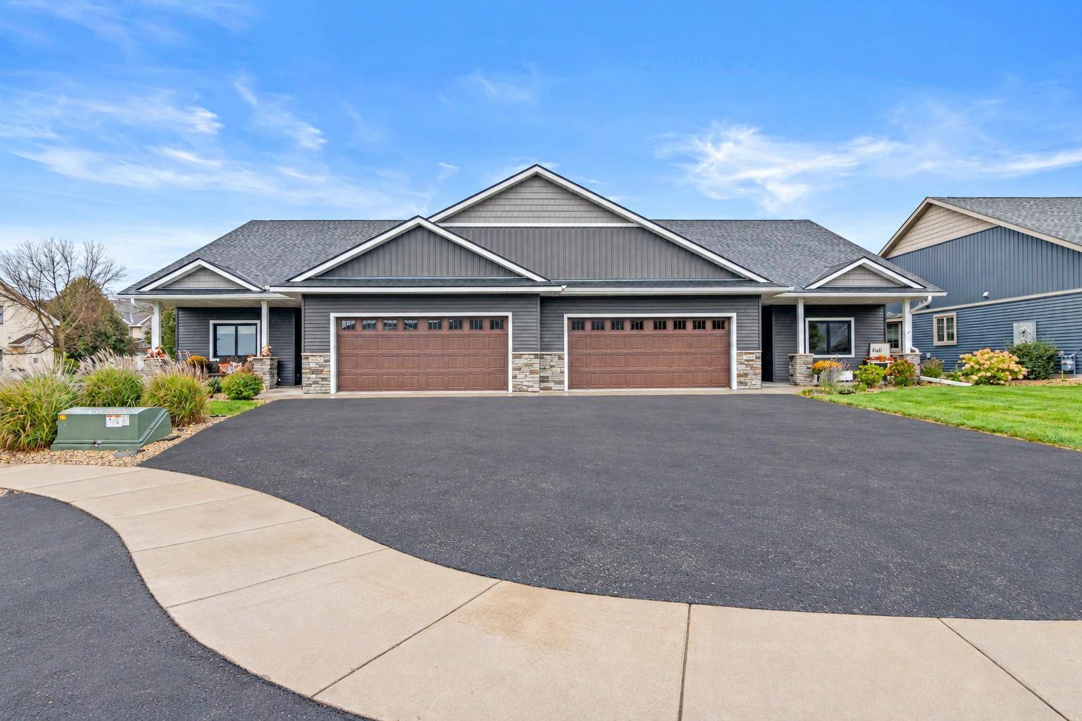 3563 Newcastle DR, River Falls, WI 54022