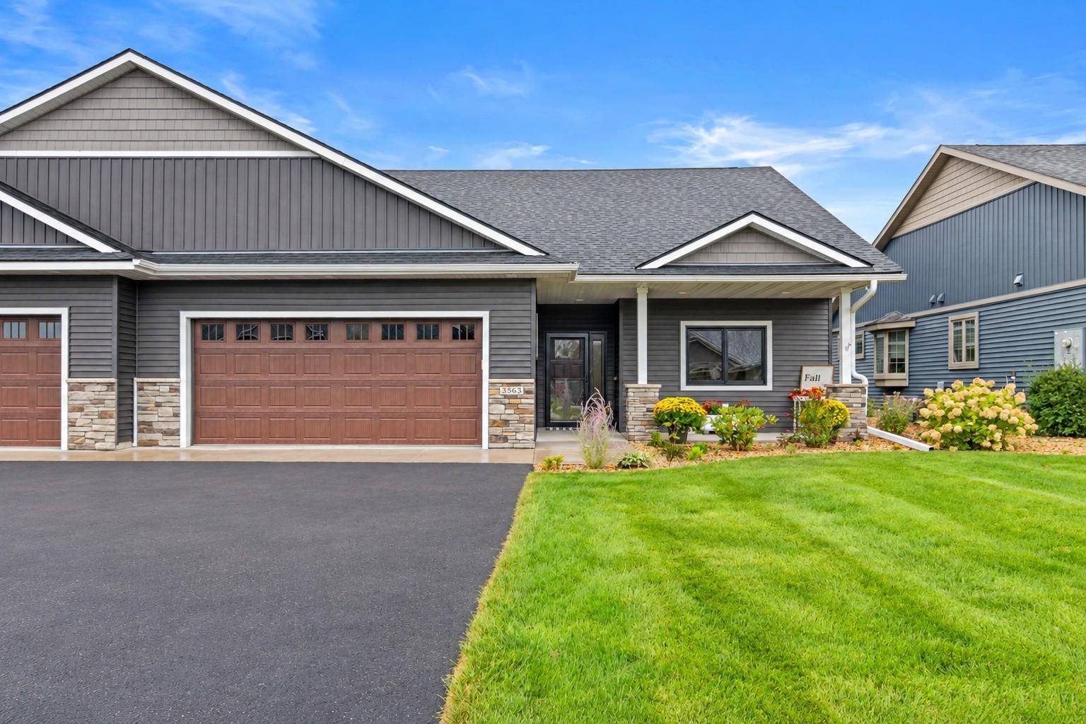 3563 Newcastle DR, River Falls, WI 54022