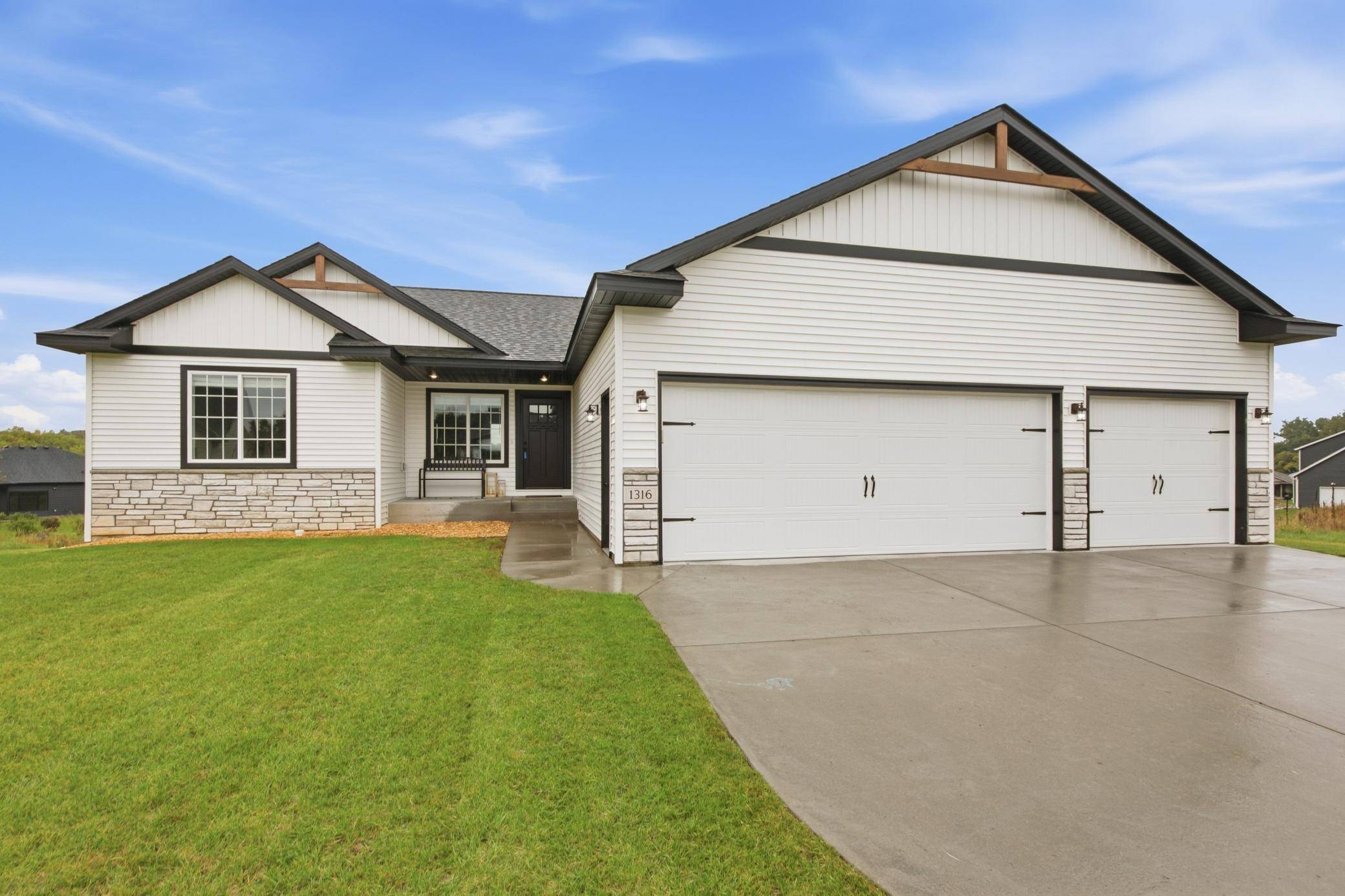 1316 Jasmine LN NE, Saint Joseph, MN 56374