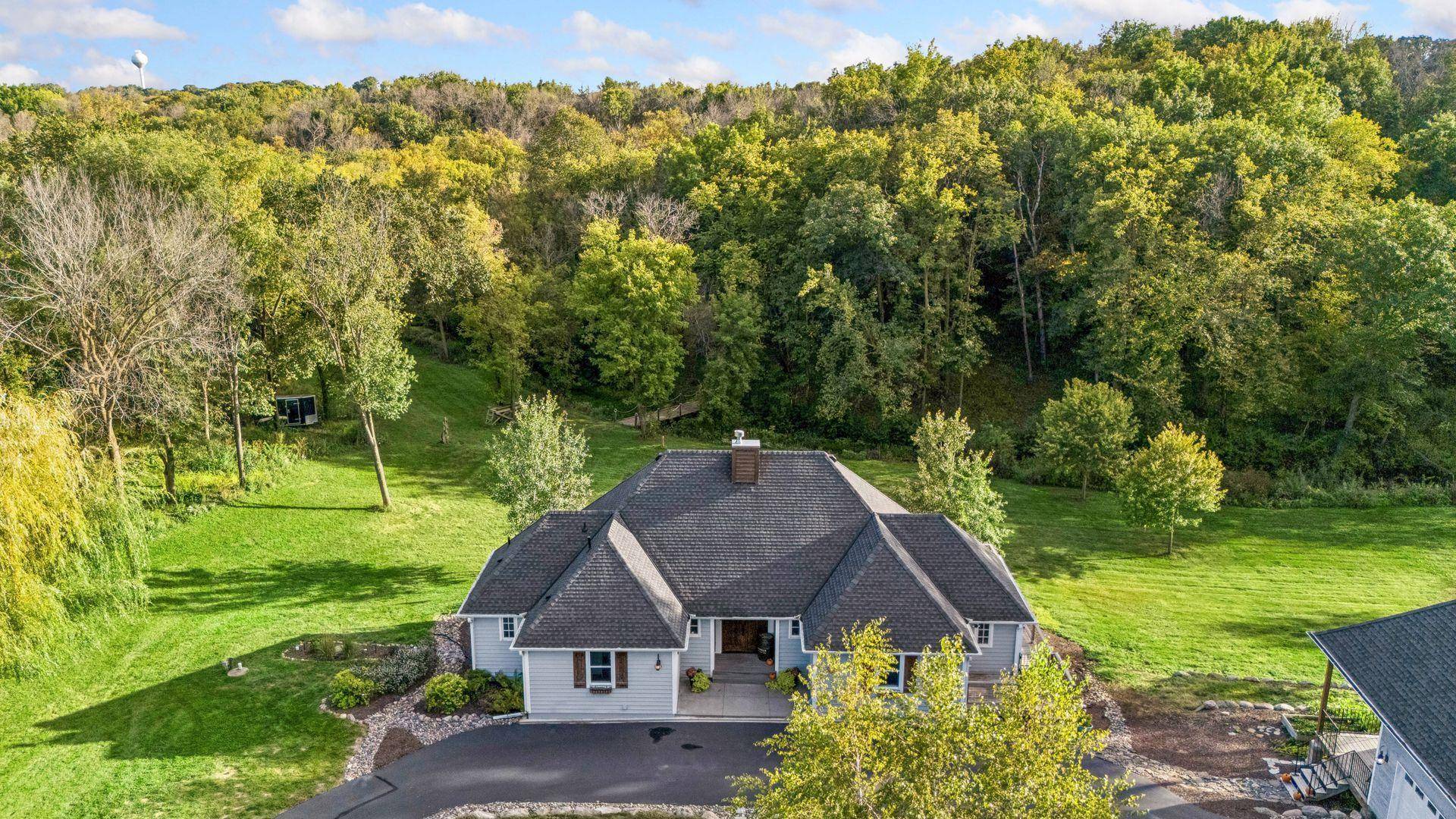 6055 Painter RD, Minnetrista, MN 55364