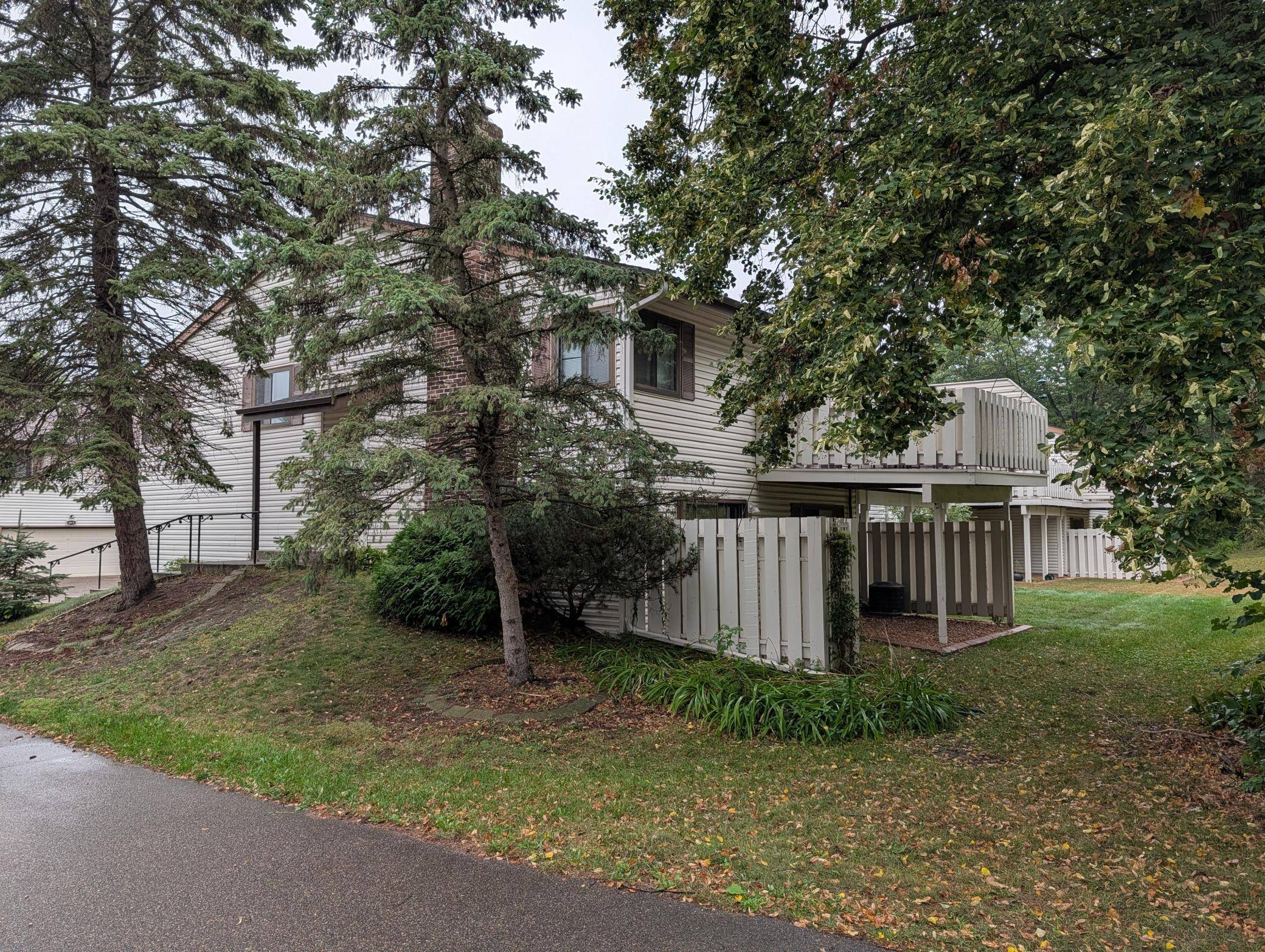 200 Wentworth AVE W #D, West Saint Paul, MN 55118