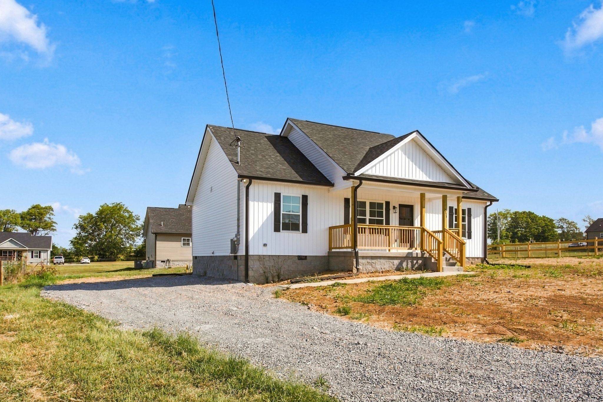 2339 Claude Fox Rd, Cornersville, TN 37047