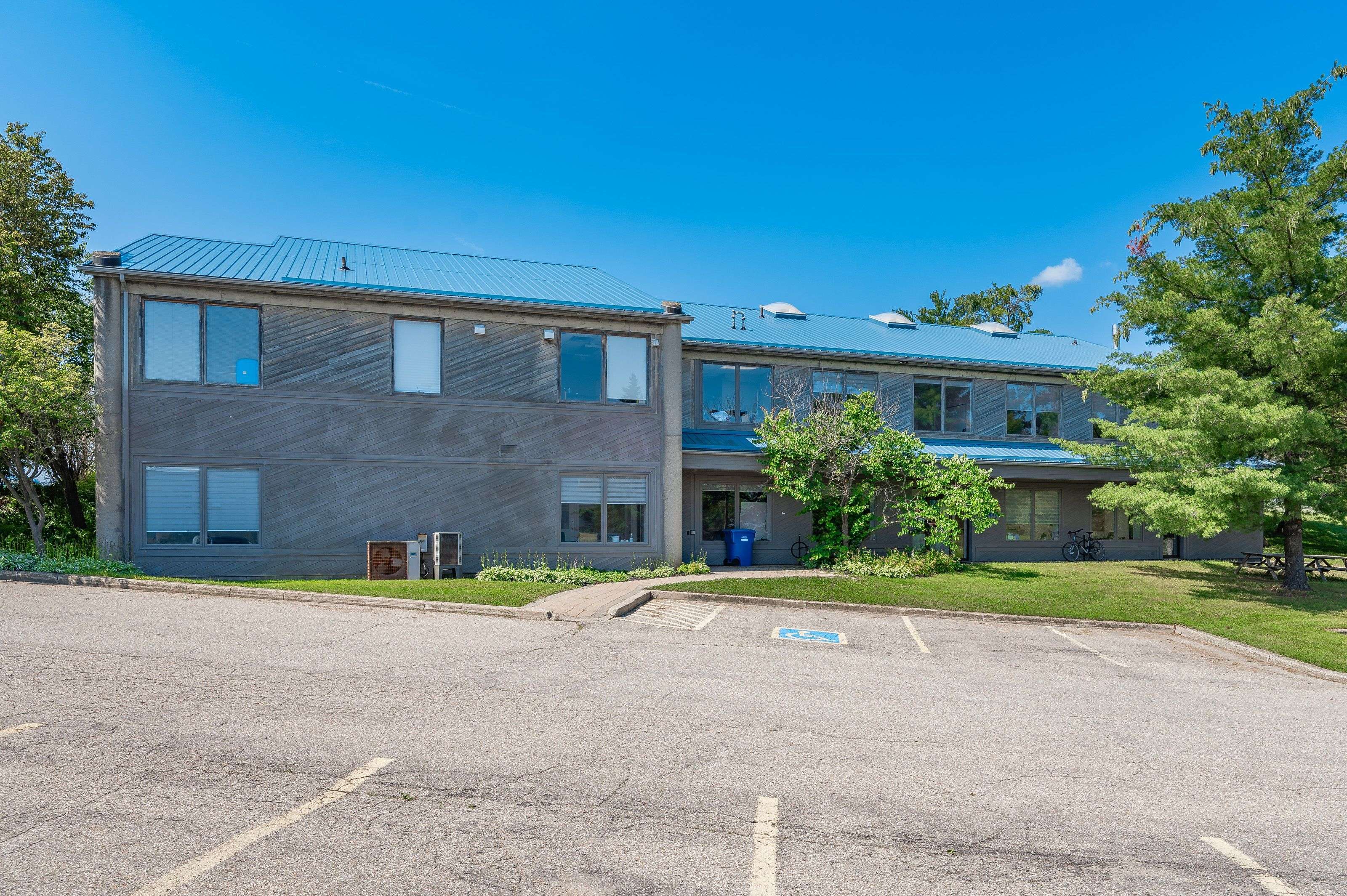 361 Southgate DR, Guelph, ON N1G 3M5