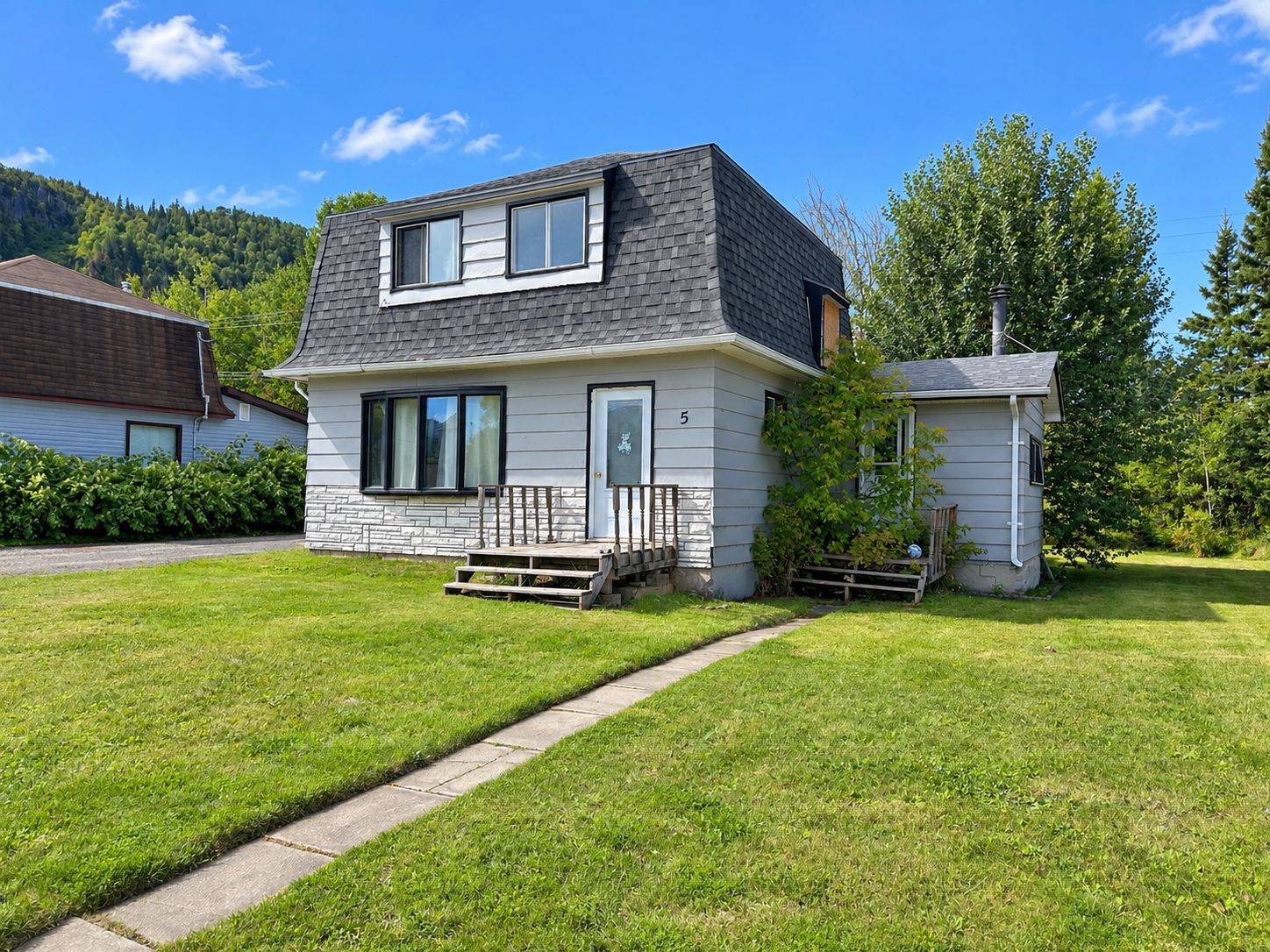 5 Steele AVE, Red Rock, ON P0T 2P0