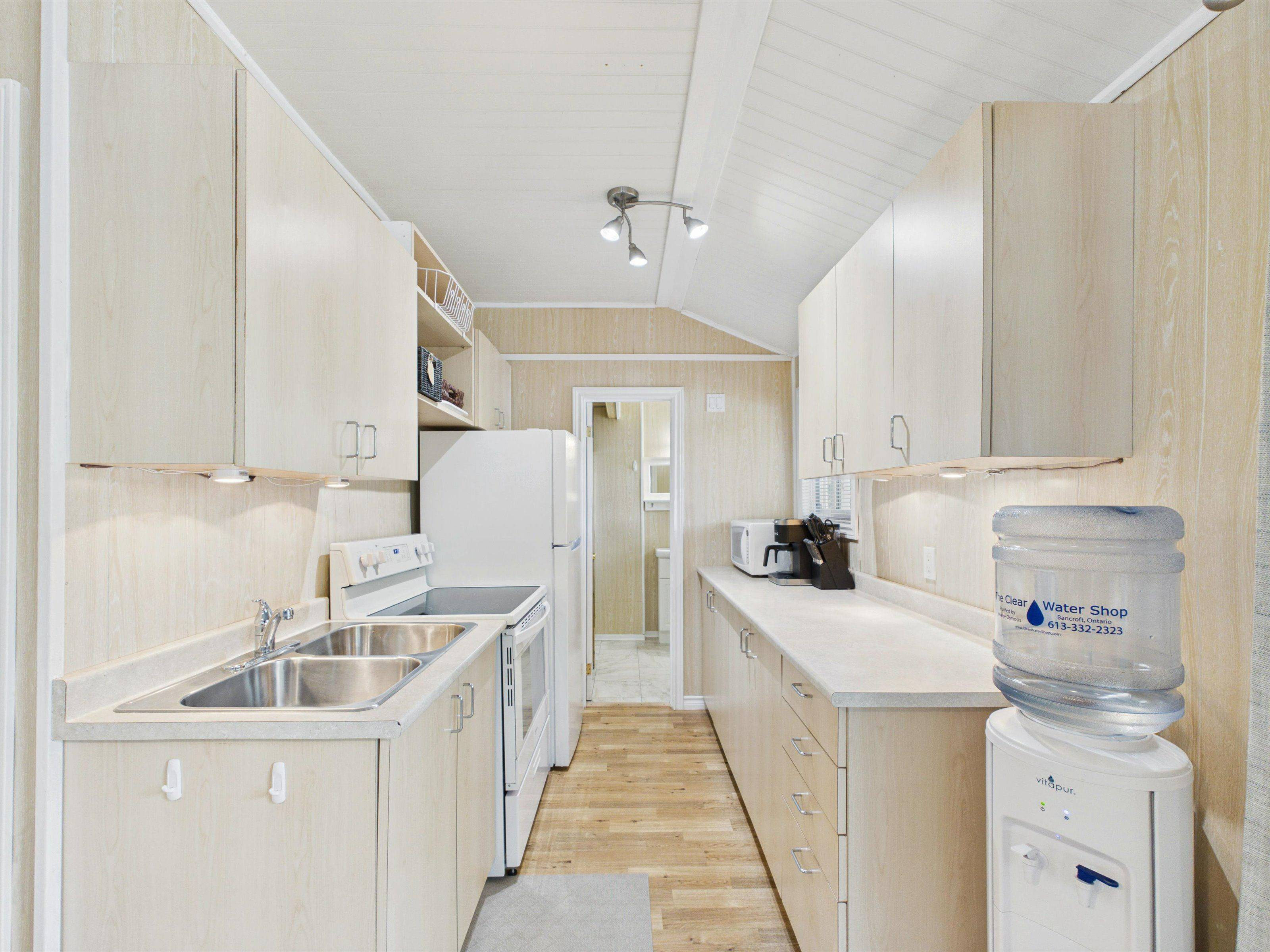 1014 Opal LN, Highlands East, ON K0M 1R0