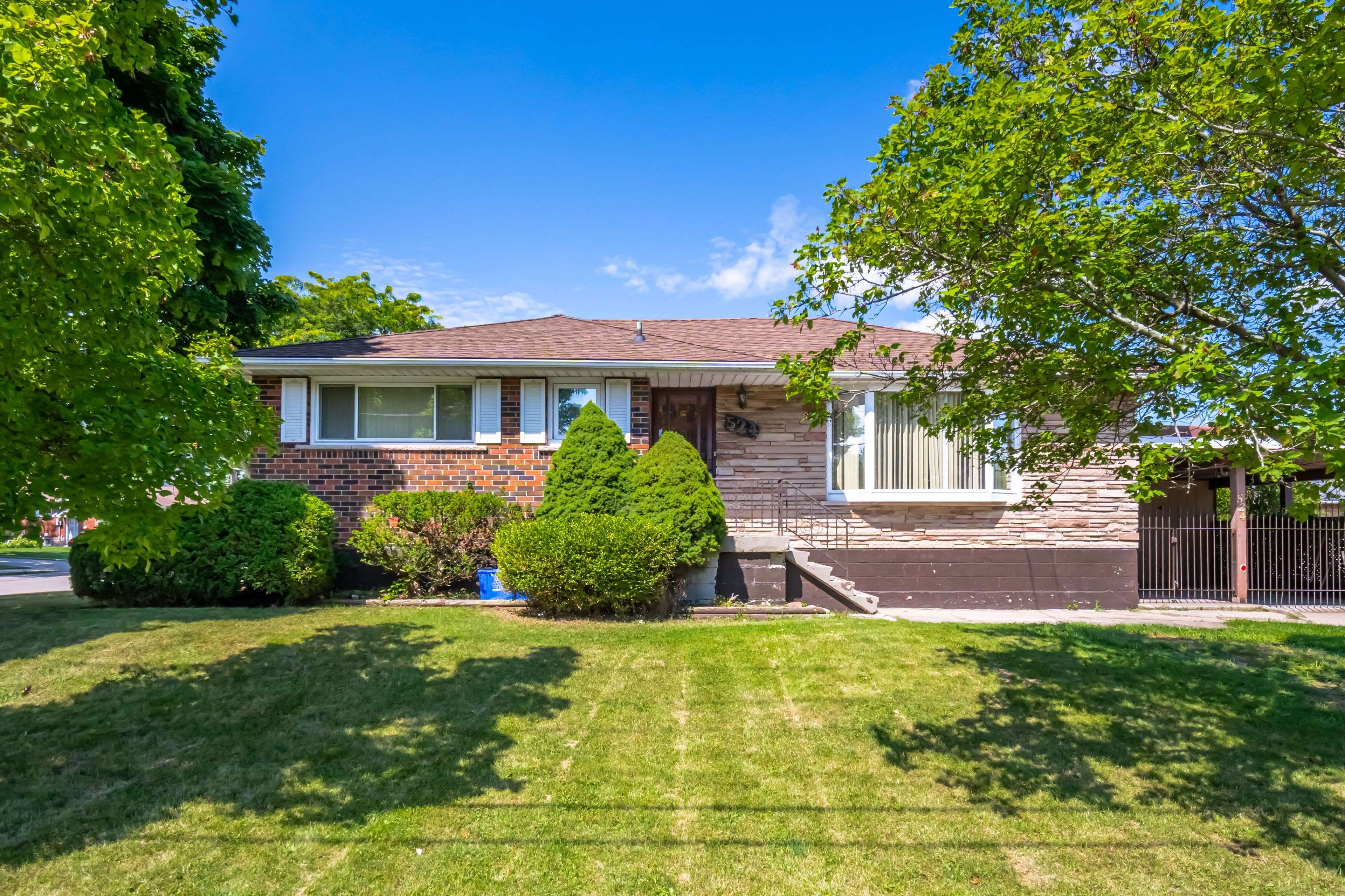 524 East 16th ST, Hamilton, ON L9A 4L1