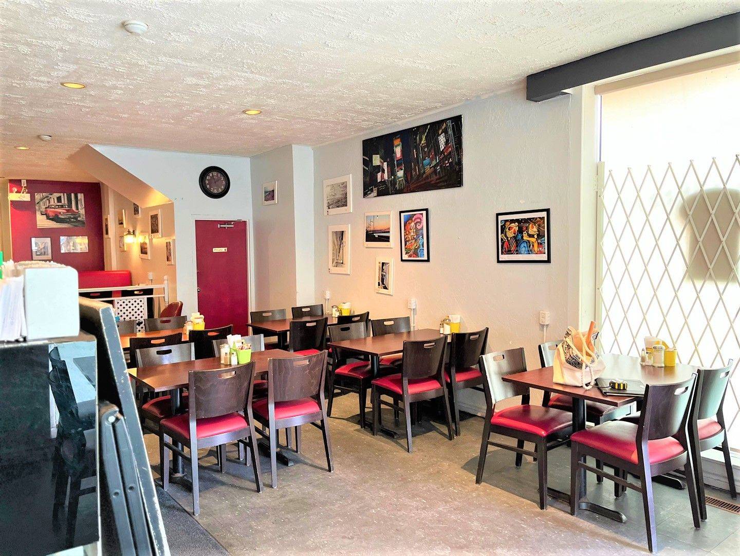 29 John ST N, Hamilton, ON L8R 1H1