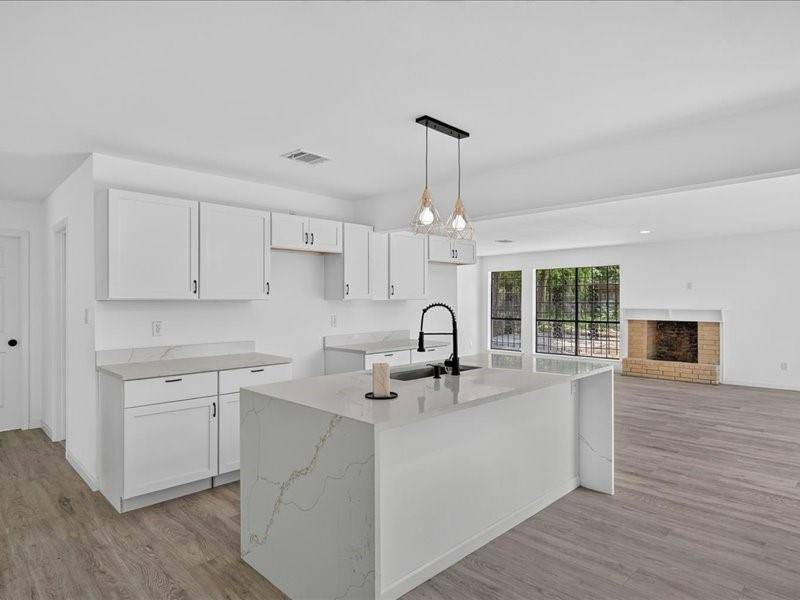 2402 E Overton Road, Dallas, TX 75216
