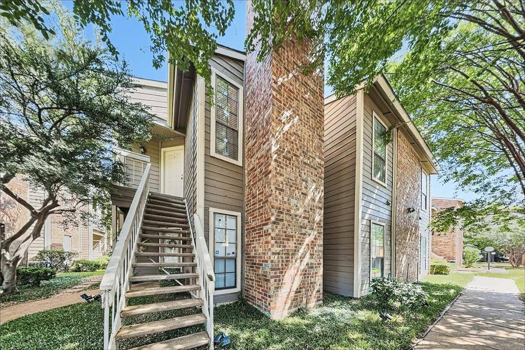 1108 Quail Valley Lane #221, Arlington, TX 76011