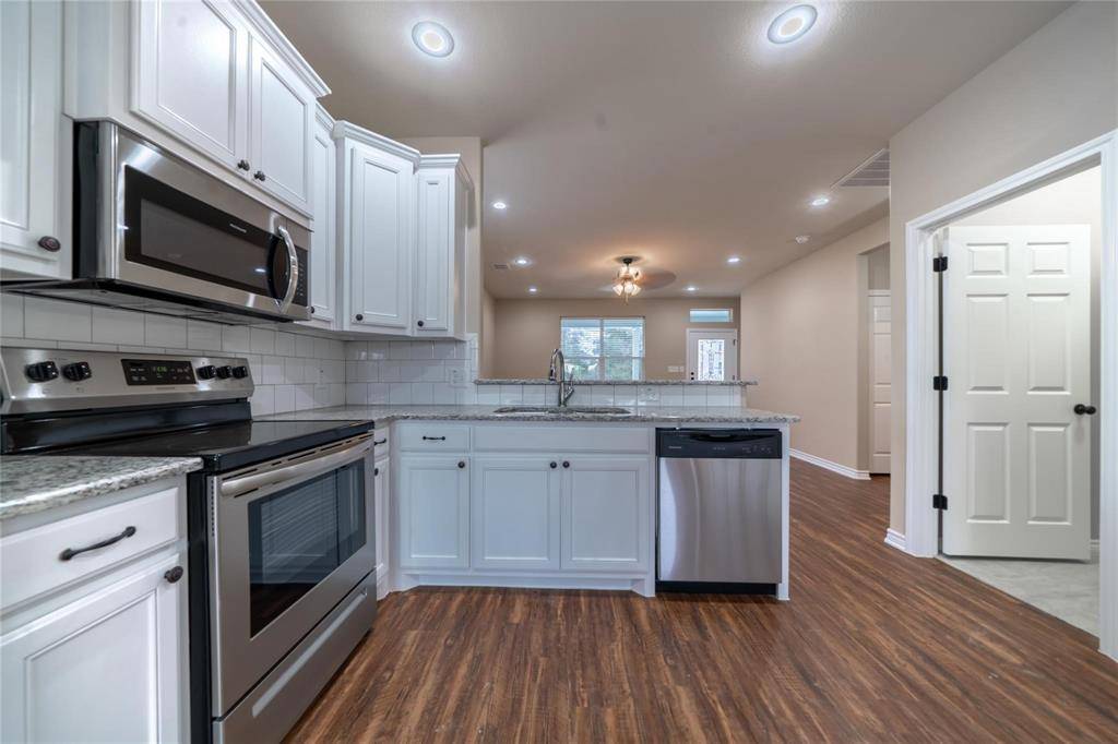1030 W Gandy, Denison, TX 75020