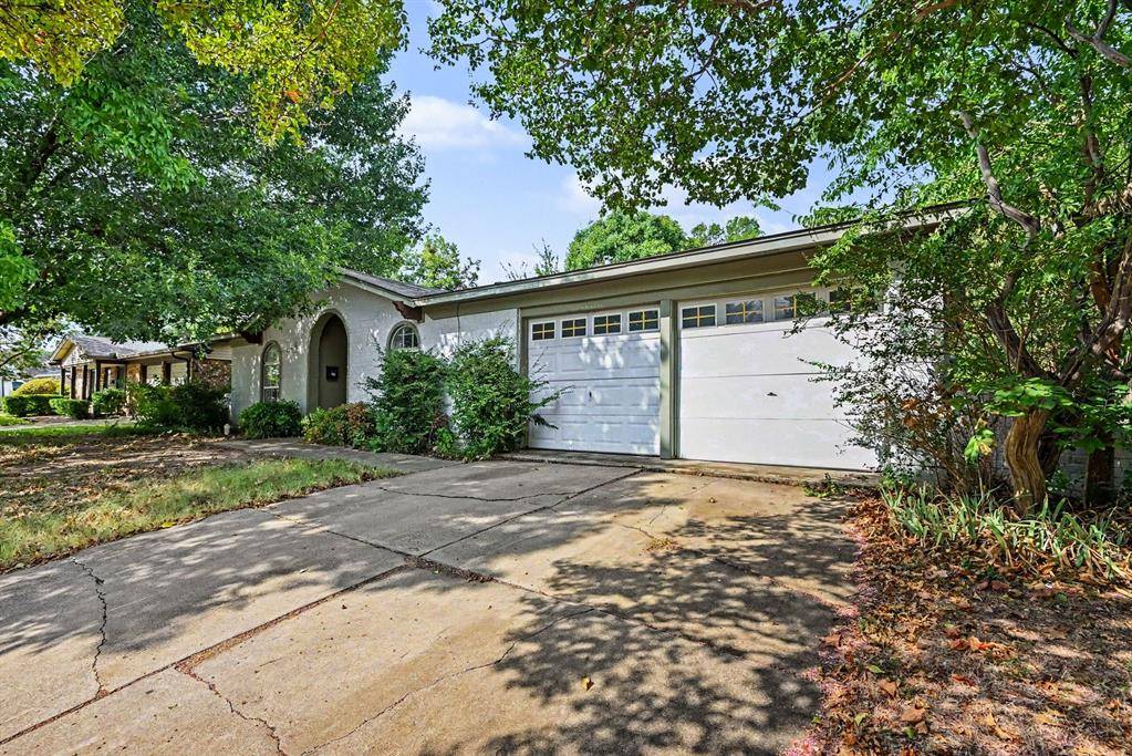 5304 Westhaven Drive, Fort Worth, TX 76132