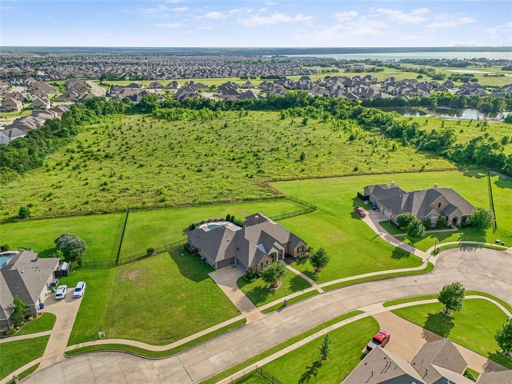 800 Yasmin Court, Heath, TX 75126