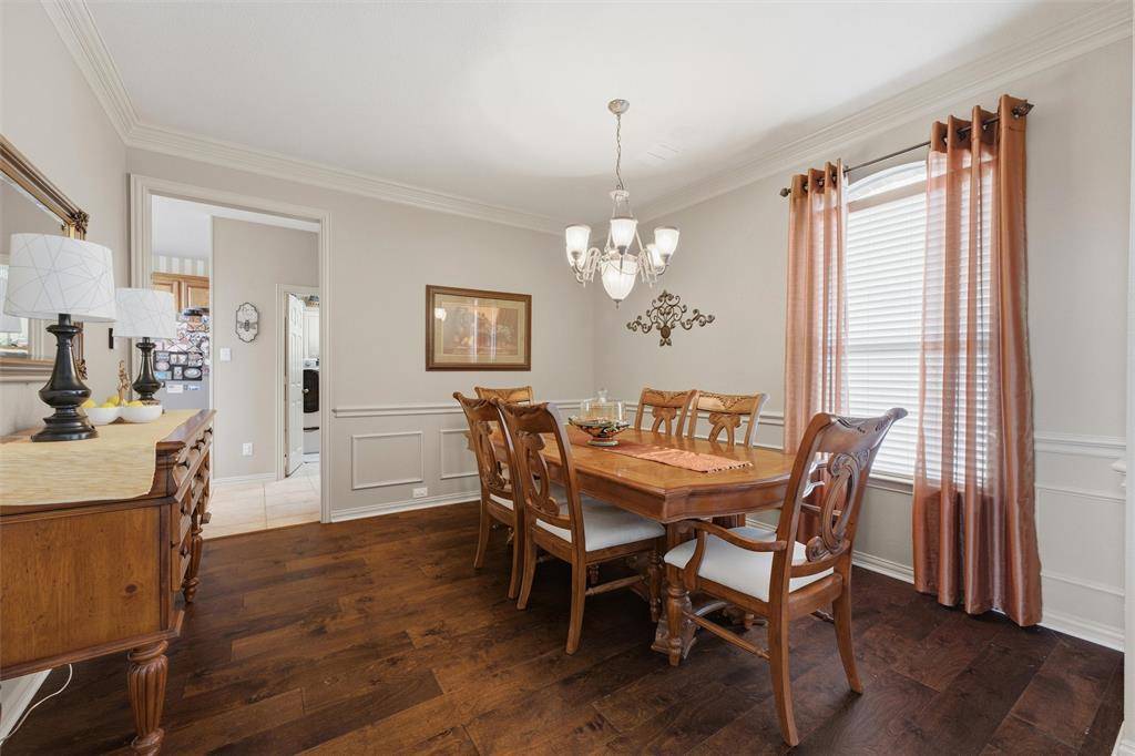 4214 Calloway Drive, Mansfield, TX 76063