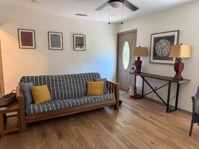 6870 Briar Road, Azle, TX 76020